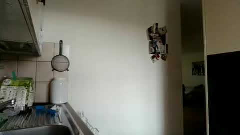 Snapshot of alphah_hunk chatting on 11.16.25 alphah_hunk online show from 11.16.25