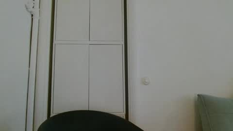 alphahung23 online show from 11.18.25