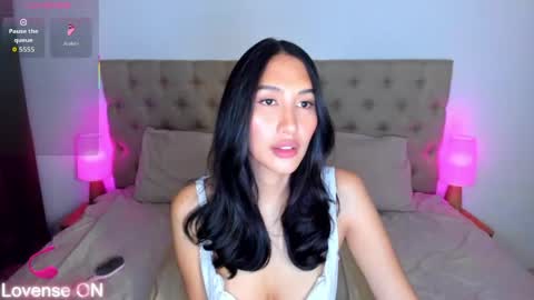 Snapshot of alphaisonline chatting on 06.07.26 sophia betterthanyourx online show from 06.07.26