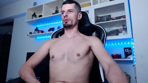 Snapshot of alphamastertodd chatting on 09.30.25 MasterTodd online show from 09.30.25