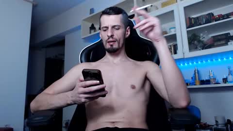 Snapshot of alphamastertodd chatting on 11.20.25 MasterTodd online show from 11.20.25