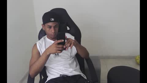 alphas_latins online show from 04.06.26