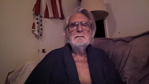 Snapshot of alphauniform chatting on 01.17.25 AlphaUniform online show from 01.17.25