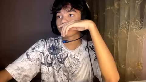 alt_femboy online show from 06.16.26