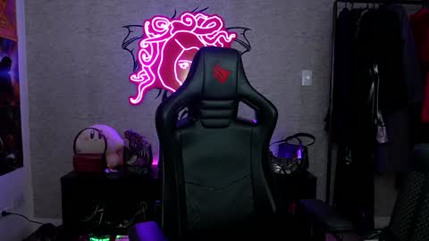 Sofie Kimino online show from 12.13.24