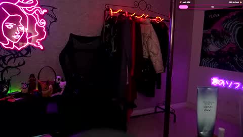 Sofie Kimino online show from 01.01.25