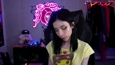 Sofie Kimino online show from 01.05.25