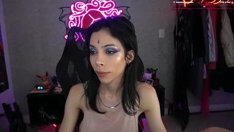 Sofie Kimino online show from 01.08.25