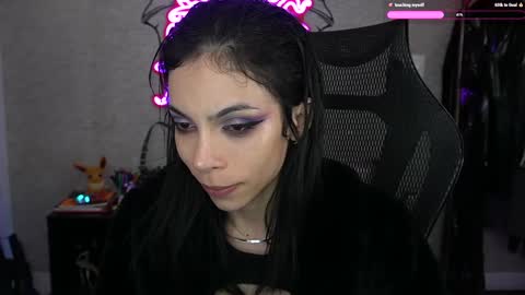 Sofie Kimino online show from 01.11.25