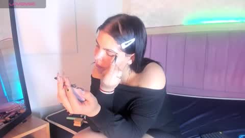 alunnaclarkcm online show from 12.15.25