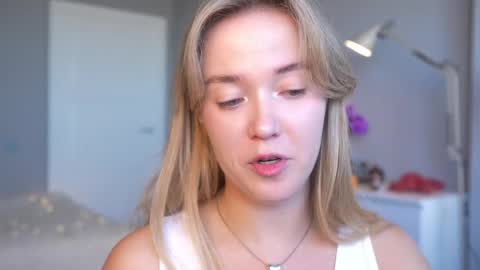 Amelia NEXT STREAM  online show from 04.17.26