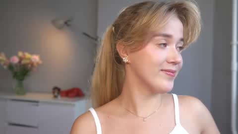 Amelia NEXT STREAM  online show from 05.15.26