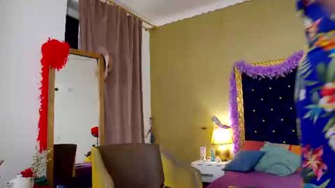 Snapshot of alura_jenson_ chatting on 06.18.26 Alura Jenson online show from 06.18.26