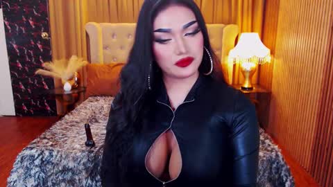 Alura Jhenson online show from 09.11.25