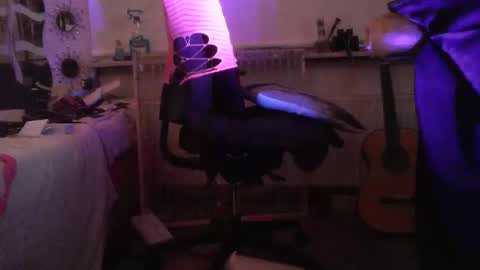 HoneyMelonGuy online show from 04.23.26