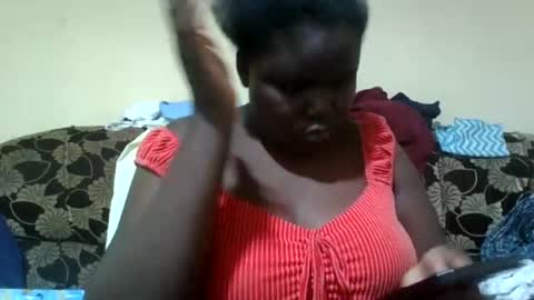 Snapshot of alyabeiby chatting on 06.28.26 alyabeiby online show from 06.28.26