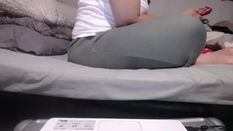 Snapshot of alynfoxx chatting on 02.15.26 Alyn Maria online show from 02.15.26