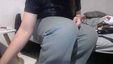 Snapshot of alynfoxx chatting on 02.17.26 Alyn Maria online show from 02.17.26