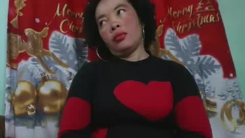 Snapshot of alypierette chatting on 01.16.26 alypierette online show from 01.16.26