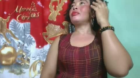 Snapshot of alypierette chatting on 01.16.26 alypierette online show from 01.16.26