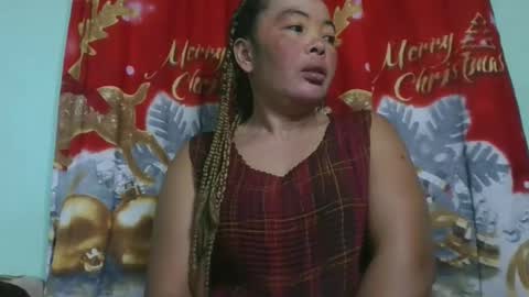 Snapshot of alypierette chatting on 02.19.26 alypierette online show from 02.19.26