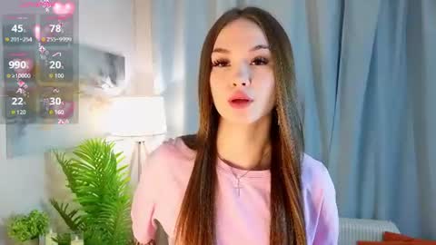 Snapshot of alyshaplescia chatting on 07.11.26 Mona online show from 07.11.26