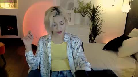 Alysia online show from 09.08.25