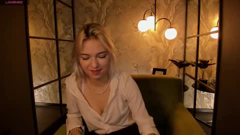 Alysia online show from 10.05.25