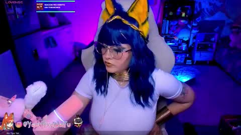 Snapshot of alyssaromanova chatting on 10.24.25 . Monday to Saturday at 10pm and 6am Colombia time online show from 10.24.25