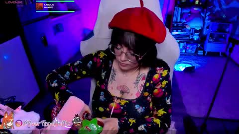 Snapshot of alyssaromanova chatting on 10.27.25 . Monday to Saturday at 10pm and 6am Colombia time online show from 10.27.25