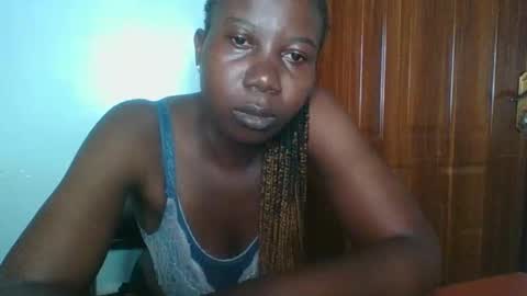Snapshot of am_creme_delight chatting on 04.23.26 am_creme_delight online show from 04.23.26