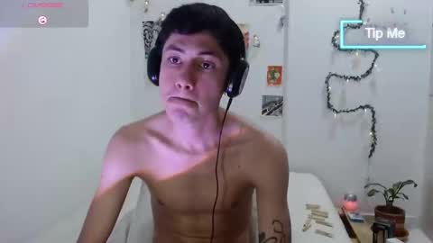 Amad Passer x guests   Independent model online show from 02.04.25