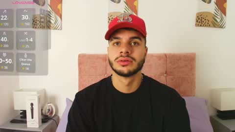 Snapshot of amadeo_wild chatting on 11.16.25 Amadeo Wild online show from 11.16.25