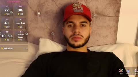 Snapshot of amadeo_wild chatting on 12.03.25 Amadeo Wild online show from 12.03.25