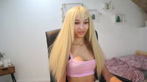 Amai  Liu online show from 09.20.25