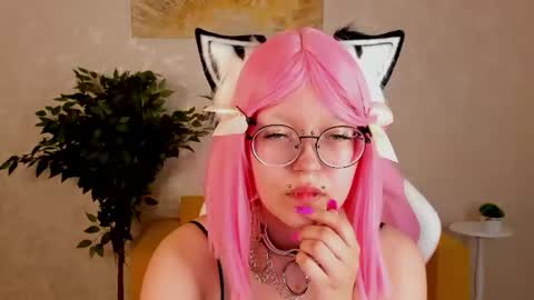 Snapshot of amai_neko chatting on 06.14.26 Amai online show from 06.14.26