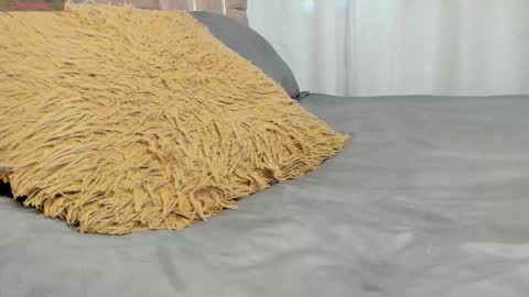 Snapshot of amaia_mendoza chatting on 02.15.25 Amaia Mendoza online show from 02.15.25