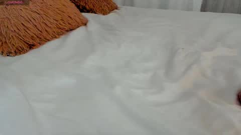 Snapshot of amaia_mendoza chatting on 02.28.25 Amaia Mendoza online show from 02.28.25