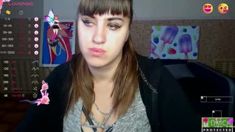 Snapshot of amali_ivanna_smit chatting on 10.14.25 Ivanna online show from 10.14.25