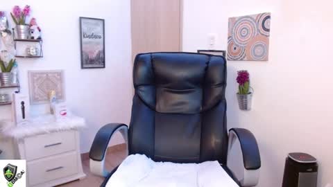 AMALIA online show from 12.15.24