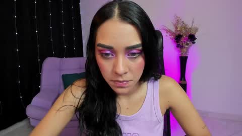 Amalia cruss online show from 03.01.25