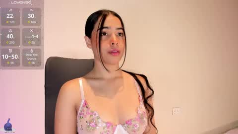 Amalia    real MIA  online show from 04.12.26