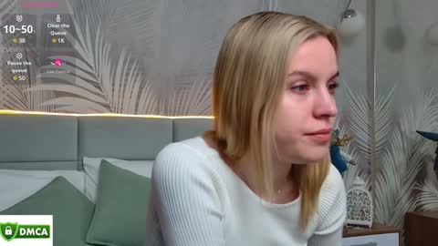 Snapshot of amaliabell chatting on 01.14.25 Amalia online show from 01.14.25