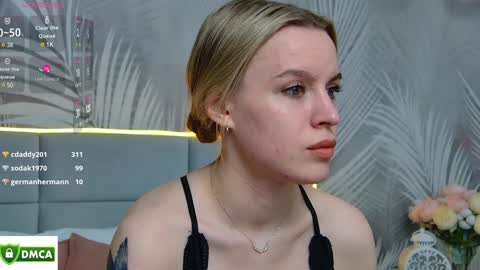 Snapshot of amaliabell chatting on 01.20.25 Amalia online show from 01.20.25