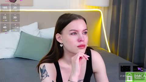 Snapshot of amaliabell chatting on 10.07.25 Amalia online show from 10.07.25