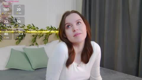 Snapshot of amaliabell chatting on 11.17.25 Amalia online show from 11.17.25