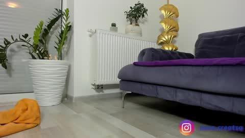 Amalia Nilsson  online show from 01.16.25