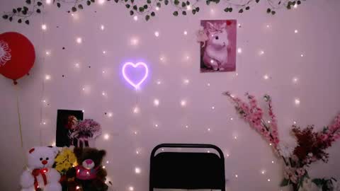 Snapshot of amanda_bright_ chatting on 04.09.26 amanda_bright_ online show from 04.09.26