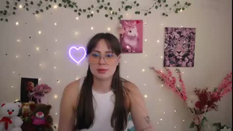 Snapshot of amanda_bright_ chatting on 06.18.26 amanda_bright_ online show from 06.18.26