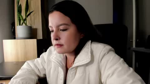 Snapshot of amanda_callum_ chatting on 07.13.26 Katha online show from 07.13.26